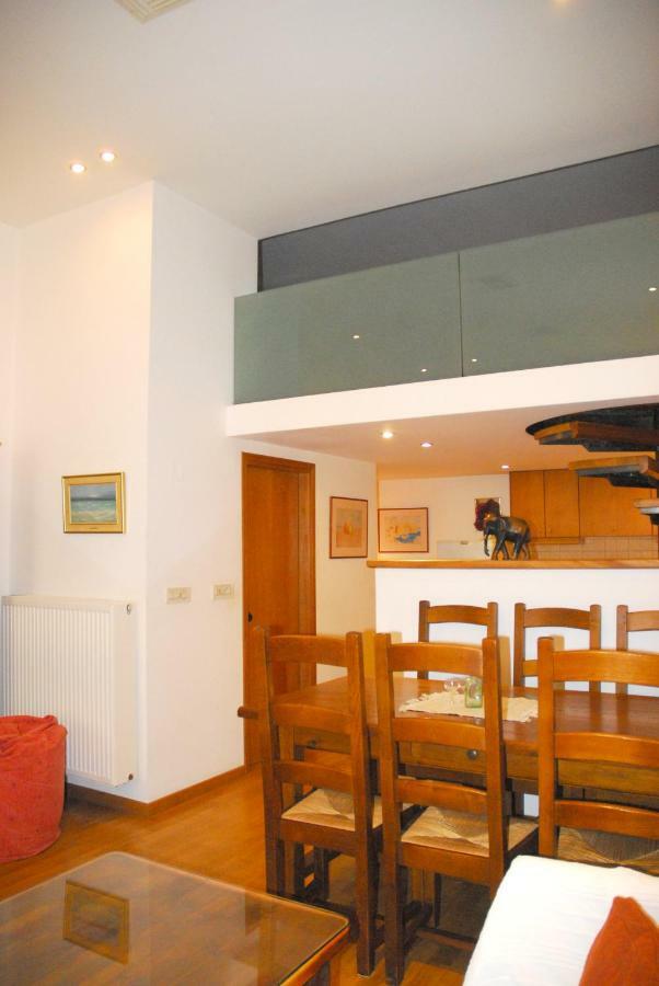 Luxurious Loft With Jacuzzi Appartement Héraklion
